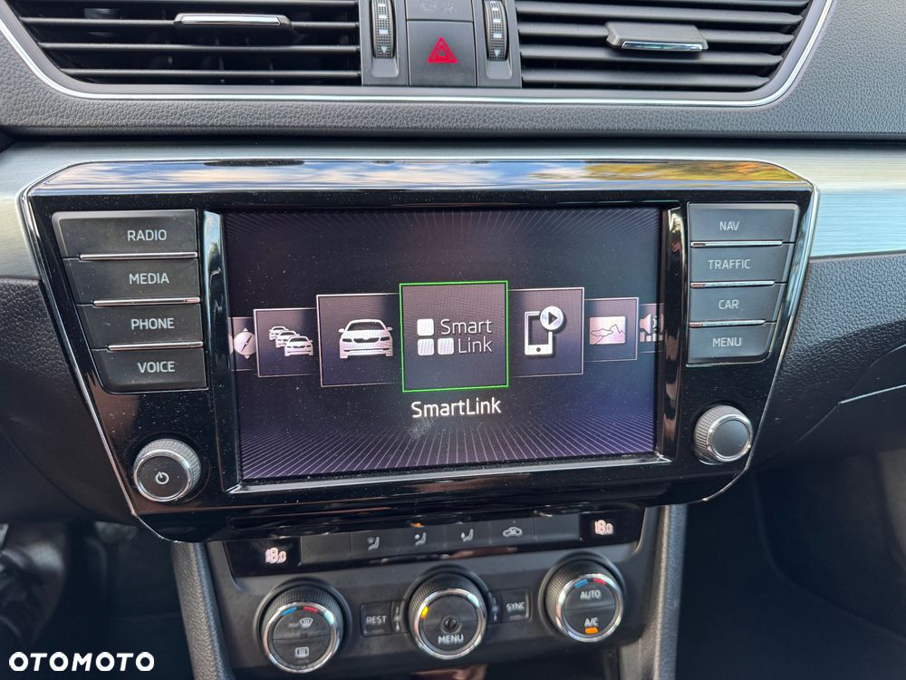 Skoda Superb 1.6 TDI GreenLine - 23