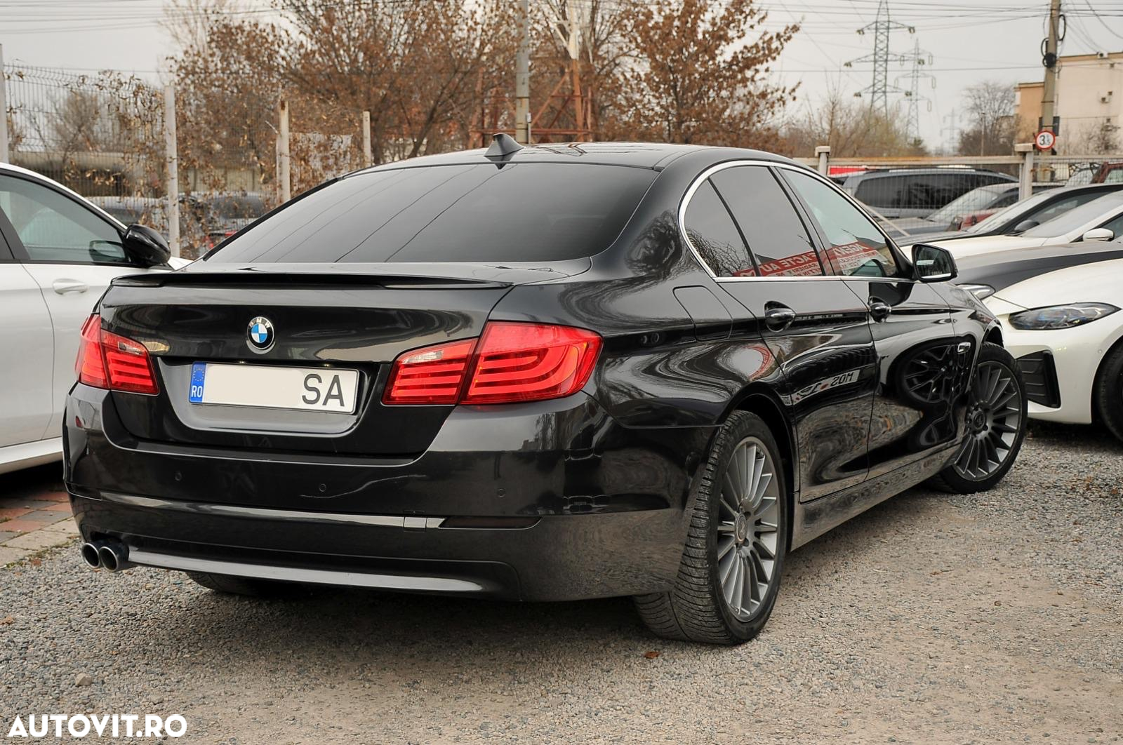 BMW Seria 5 530d xDrive - 10