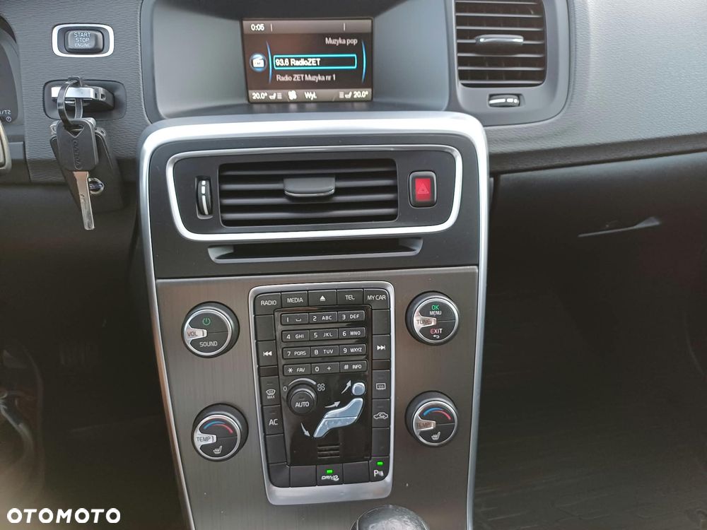 Volvo V60 - 25