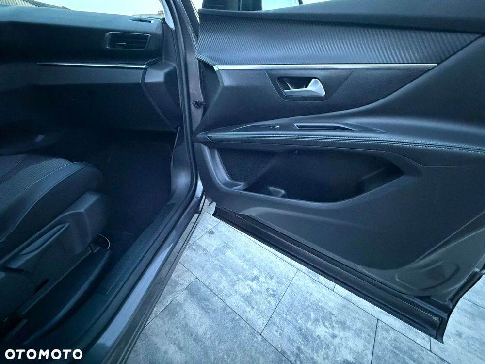 Peugeot 5008 1.5 BlueHDI Crossway S&S - 27