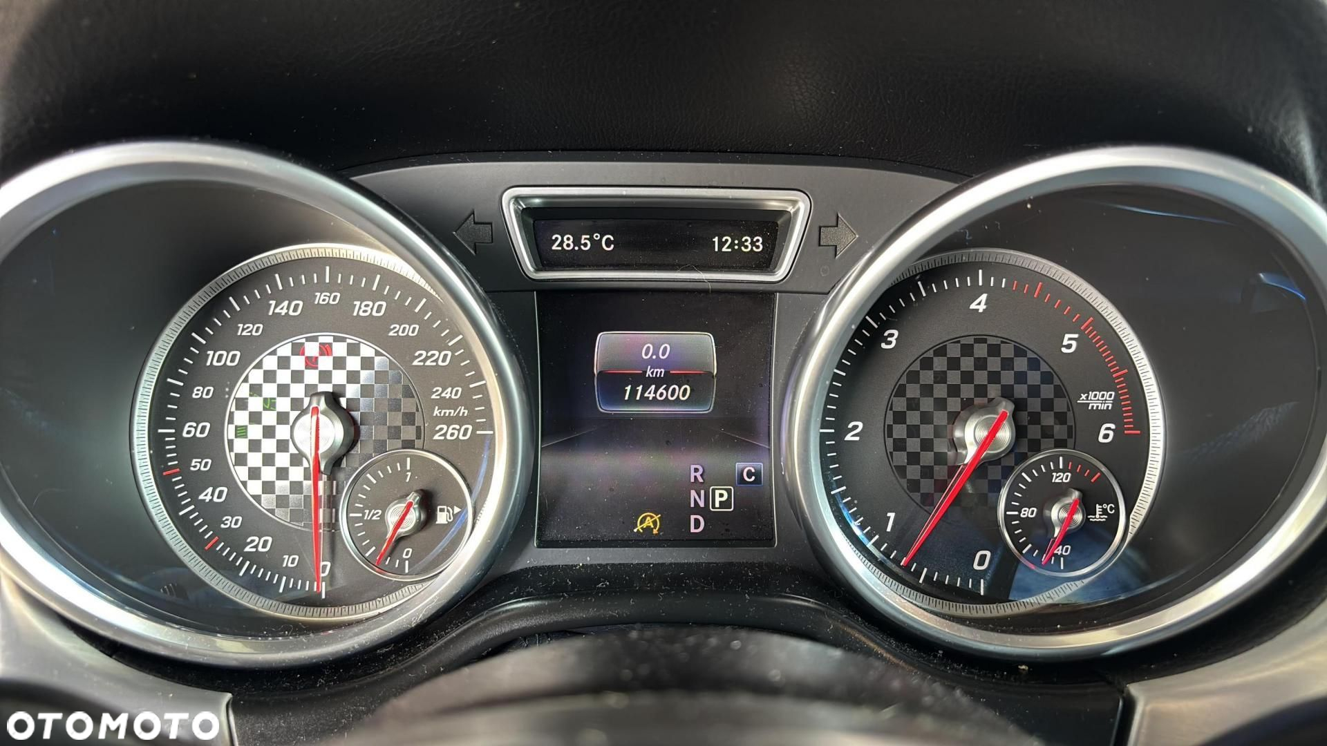 Mercedes-Benz GLE - 11