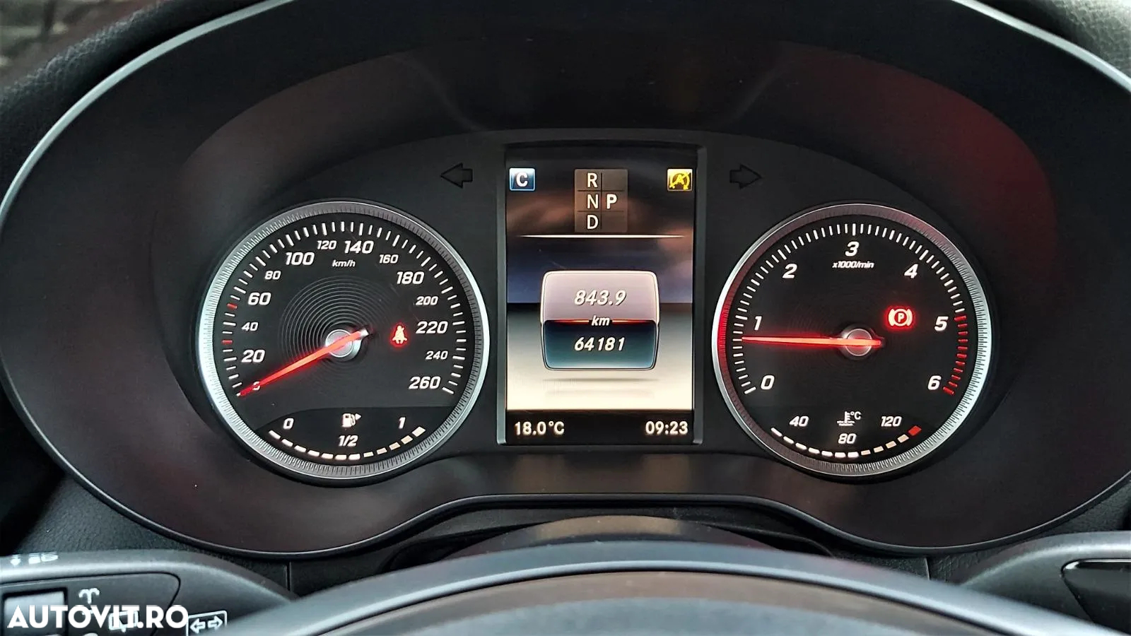 Mercedes-Benz GLC 220 d 4MATIC - 10