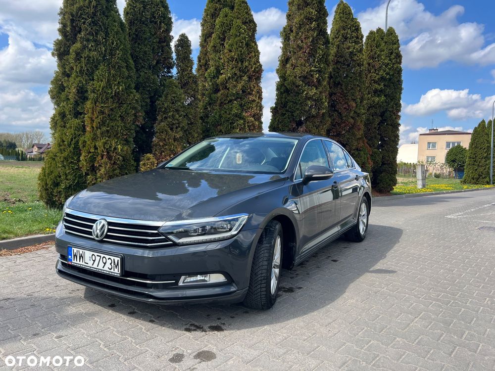 Volkswagen Passat 1.8 TSI BMT Comfortline - 1