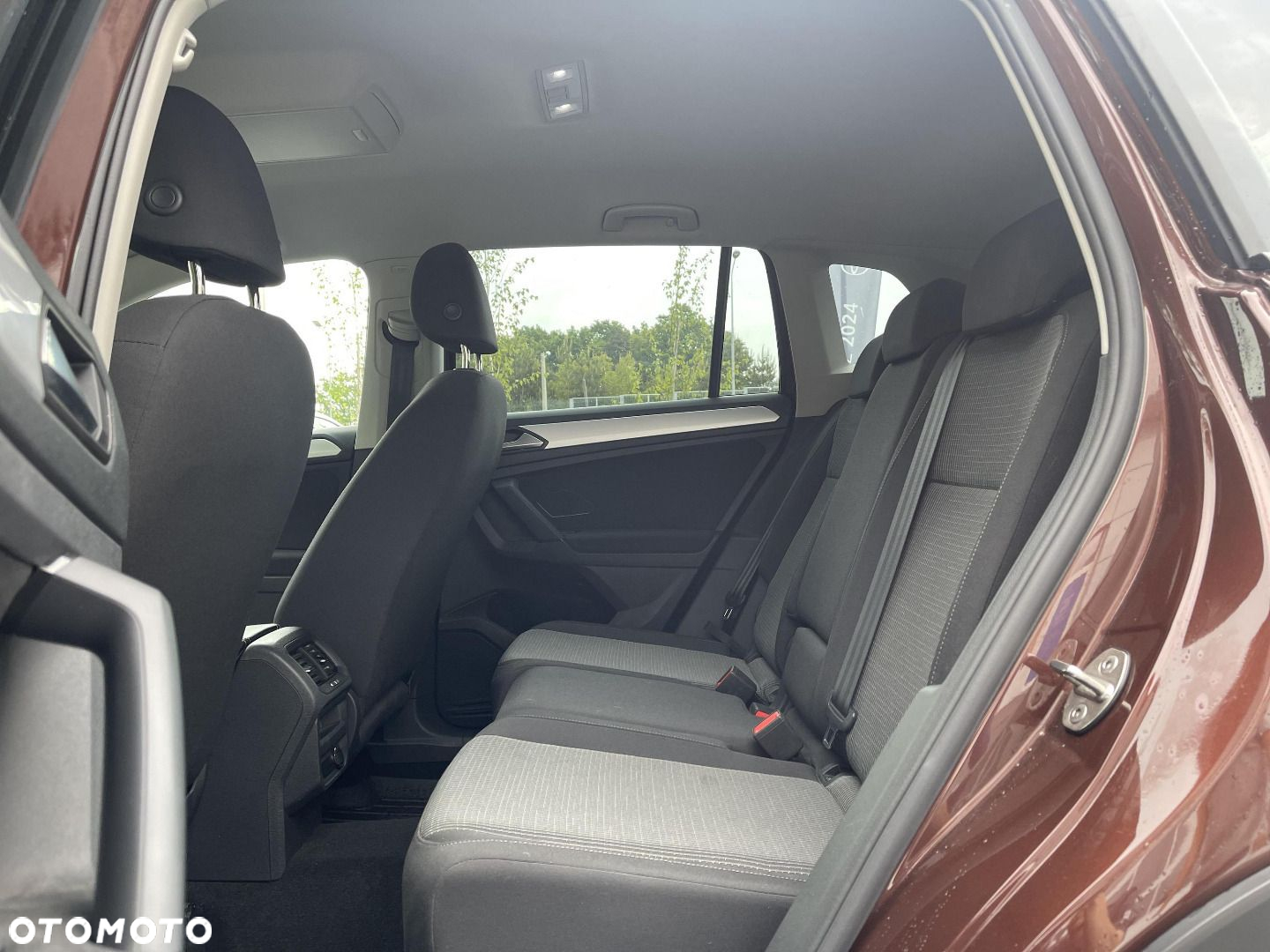Volkswagen Tiguan - 13