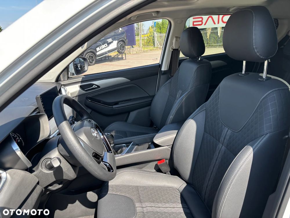 BAIC 3 1.5T Luxury - 15