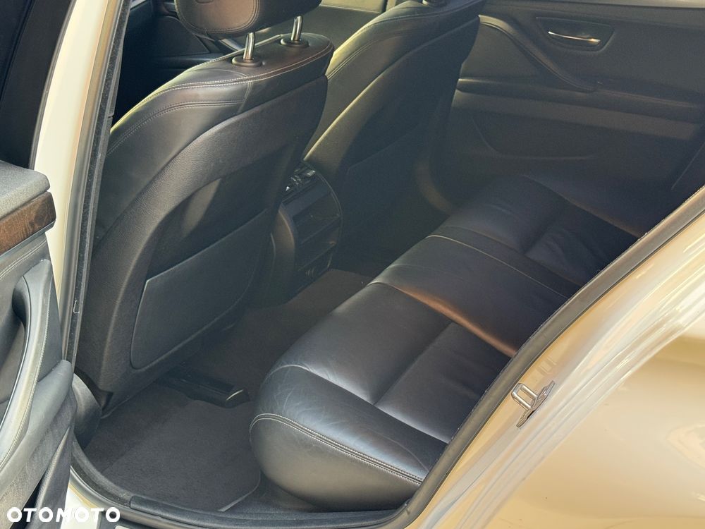 BMW Seria 5 - 15