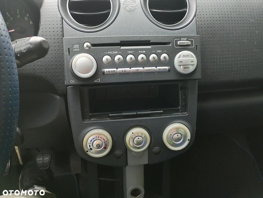 Mitsubishi Colt - 17