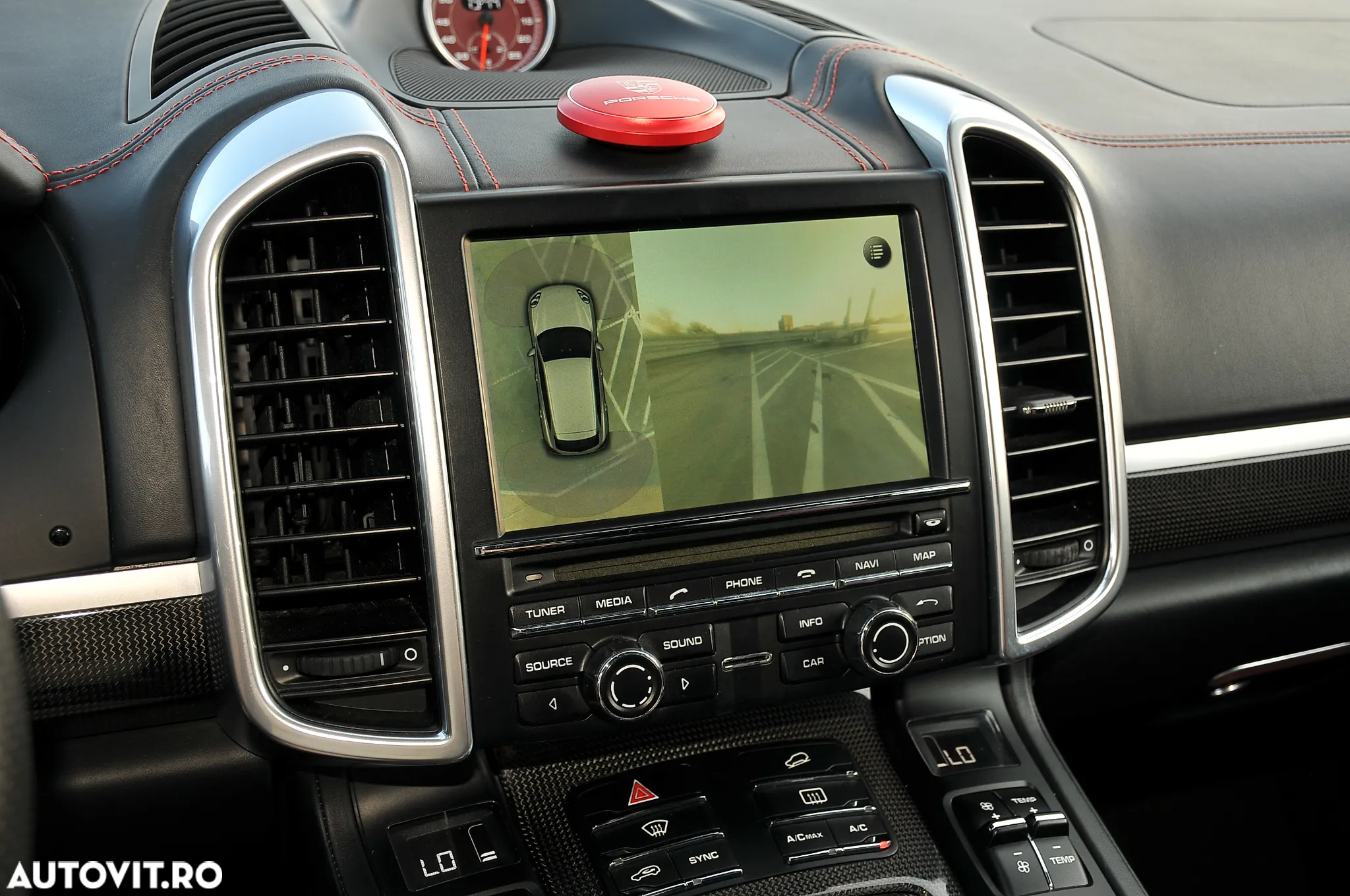 Porsche Cayenne S Diesel Platinum Edition - 7