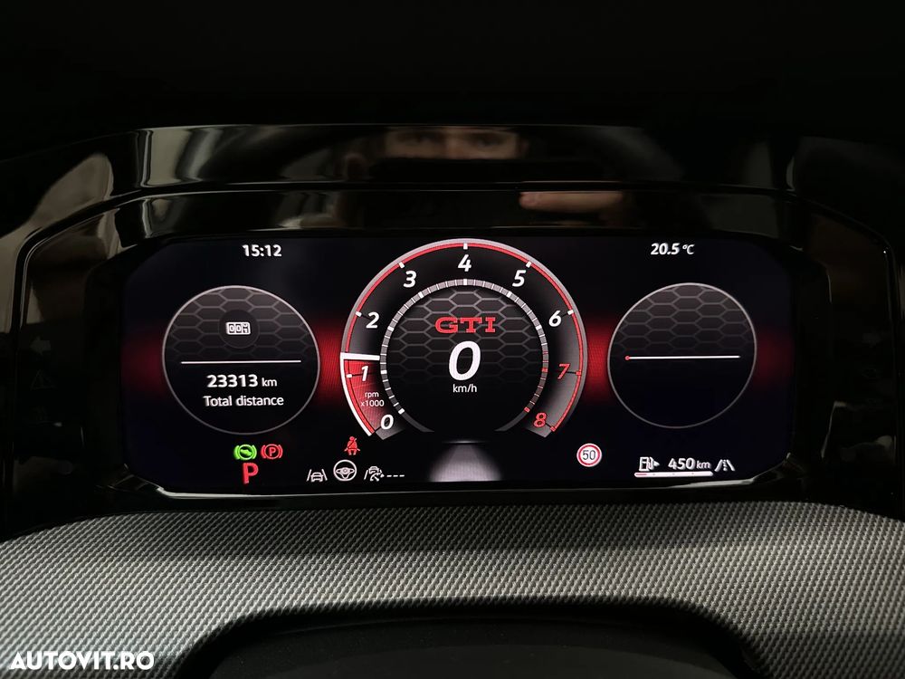 Volkswagen Golf - 11
