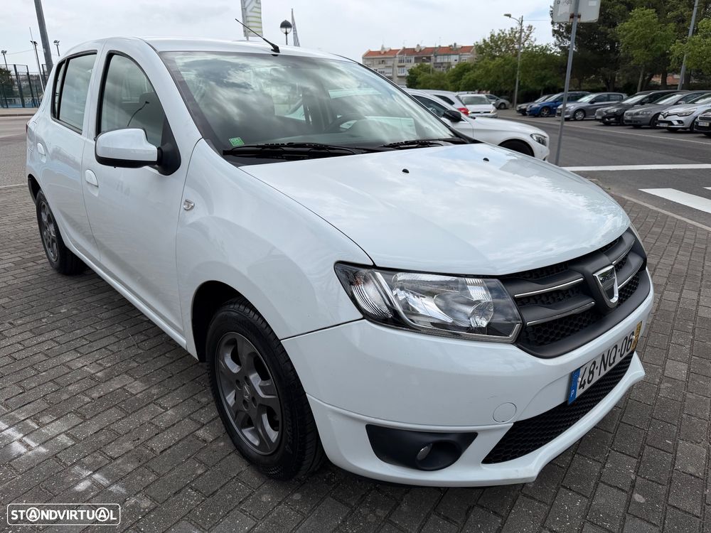 Dacia Sandero 1.2 16V Confort Bi-Fuel - 1