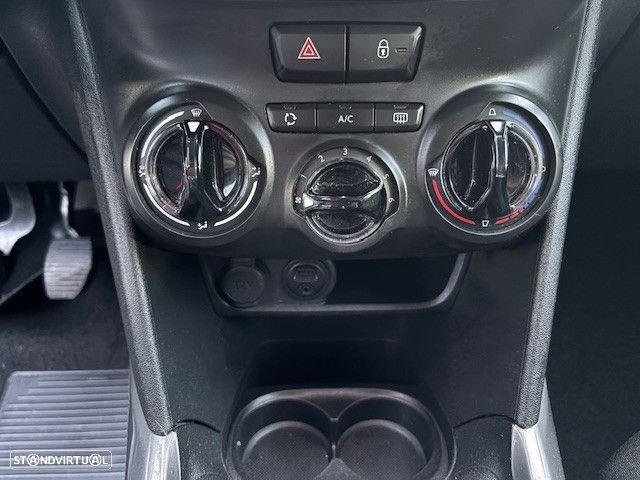 Peugeot 2008 1.6 BlueHDi Style - 8