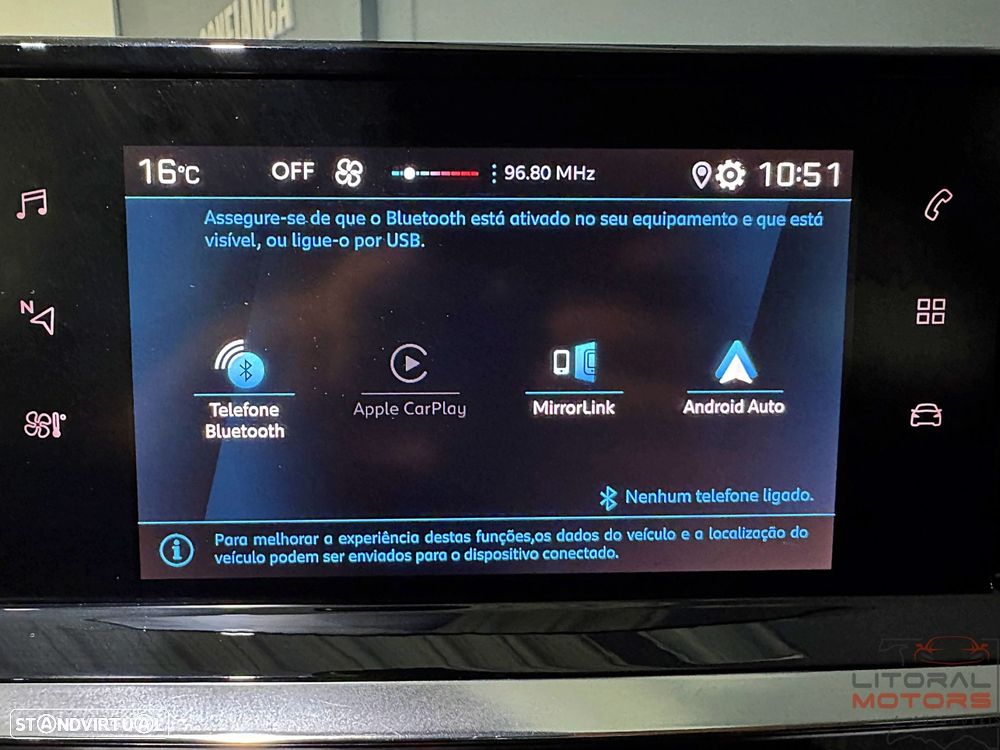 Peugeot 208 1.2 PureTech SE Style - 29