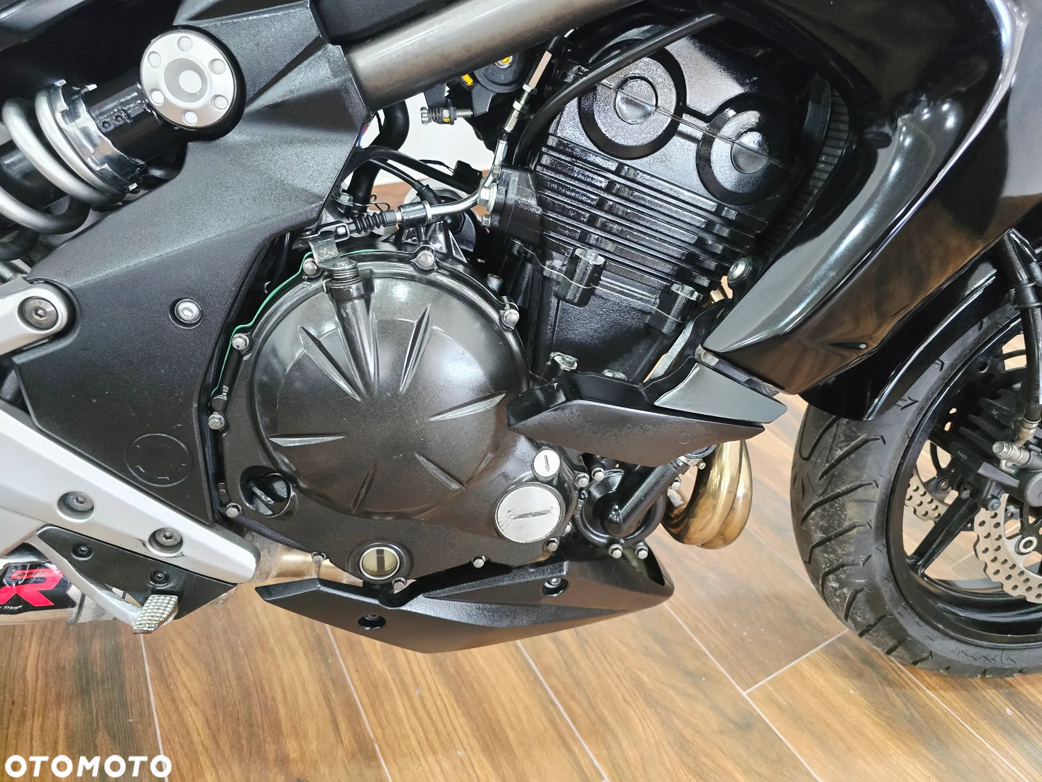 Kawasaki ER - 28