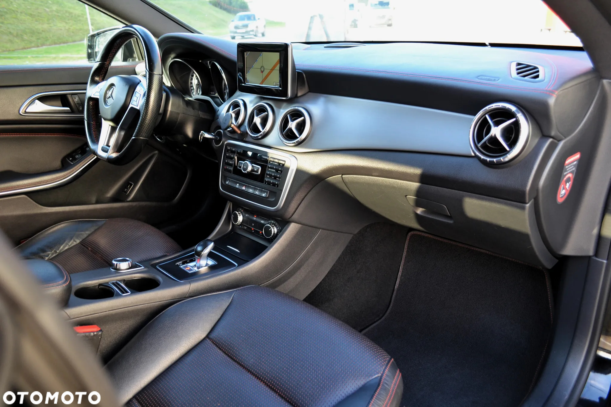 Mercedes-Benz CLA 45 AMG 4-Matic - 10