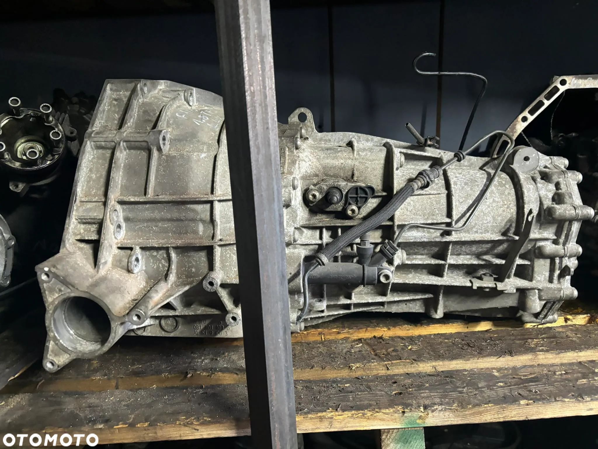 AUDI A4 B8 SKRZYNIA BIEGOW 1.8 TFSI LLU - 1