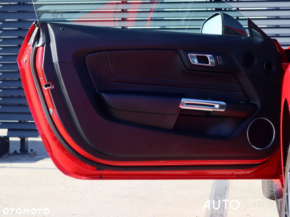 Ford Mustang 5.0 V8 GT - 13