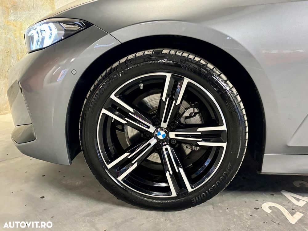 BMW Seria 3 320i xDrive Aut. M Sport - 25