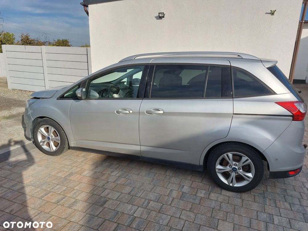 Ford Grand C-Max 2015 photo 5