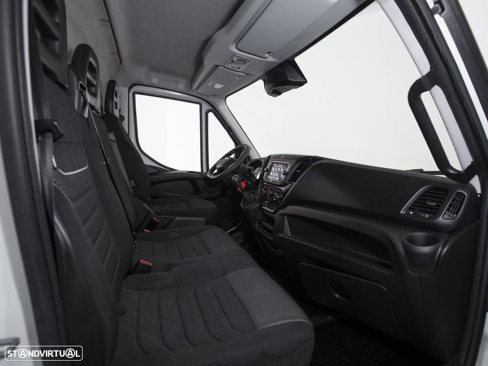 Iveco Daily 2.3 12m3 c/IVA - 10