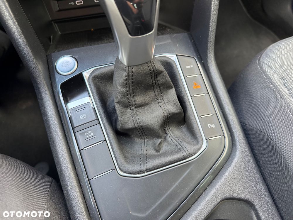 Volkswagen Tiguan - 13