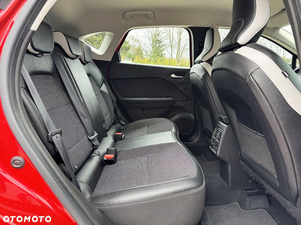 Renault Captur 1.6 E-TECH Plug-In Intens - 33