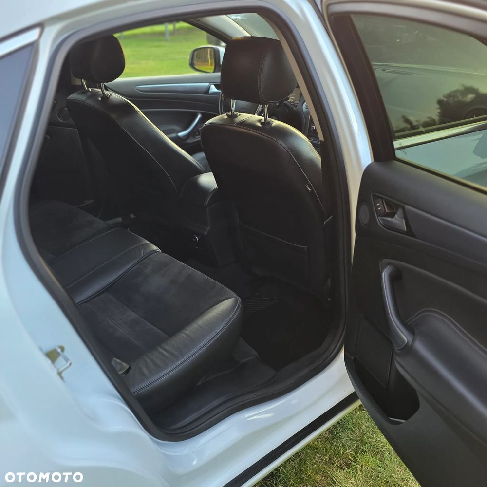 Ford Mondeo 2.0 TDCi Business Edition - 17