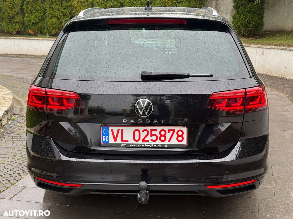 Volkswagen Passat Variant 2.0 TDI DSG Business - 24