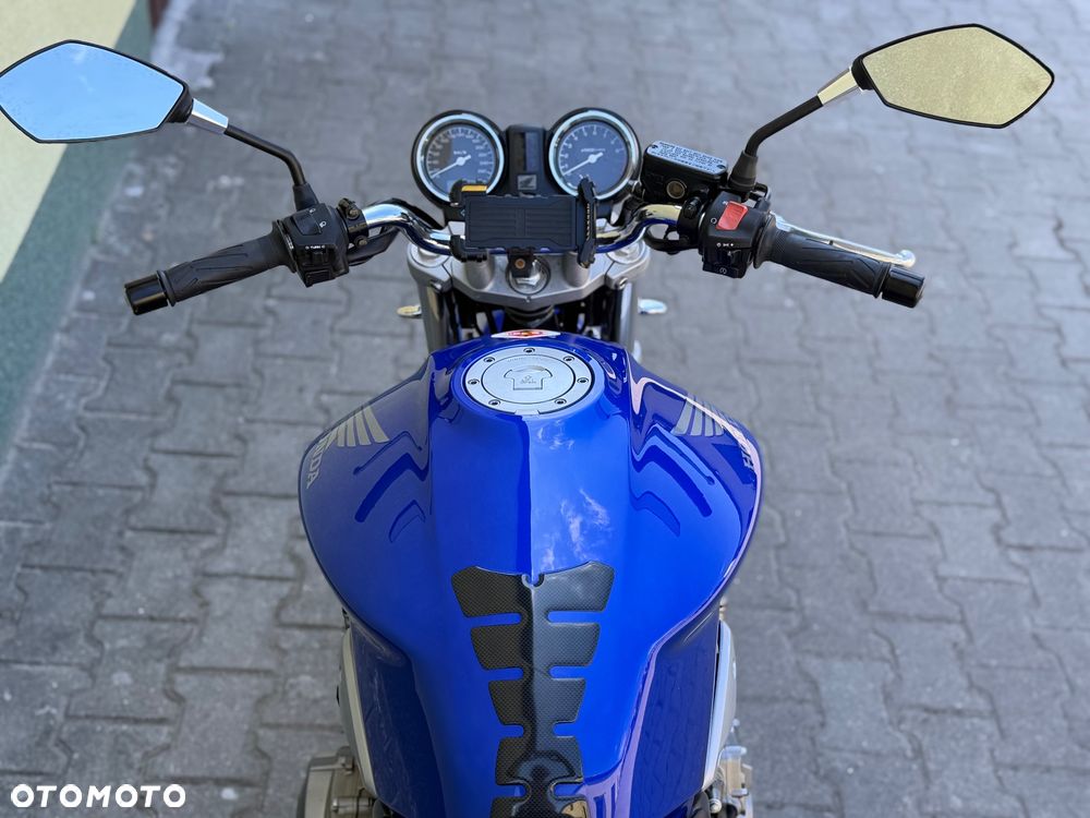 Honda Hornet - 18