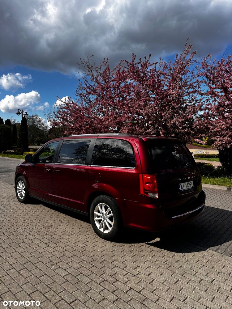 Dodge Grand Caravan 3.6 R/T - 4