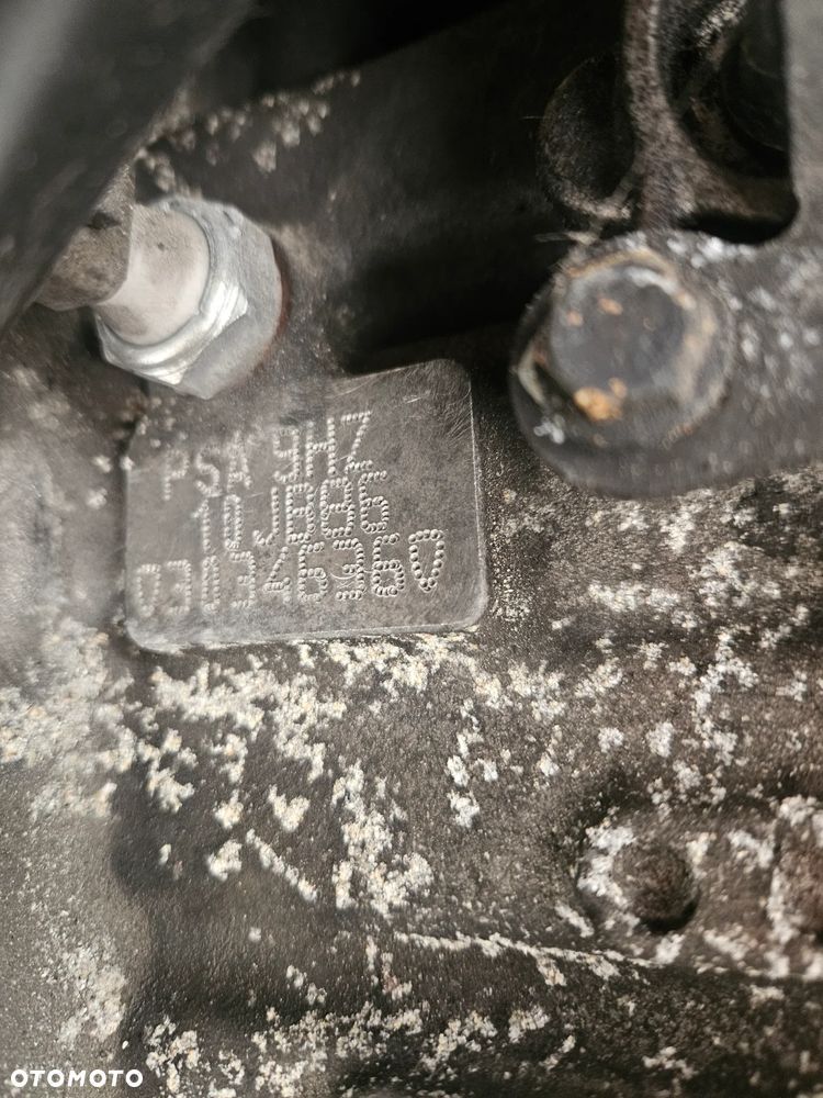Silnik 1.6 HDI 9HZ Citroen C4 Picasso 10JB66 - 10