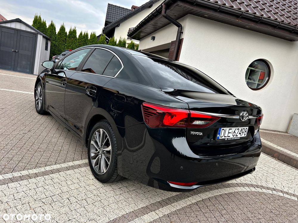Toyota Avensis 1.8 Prestige - 6