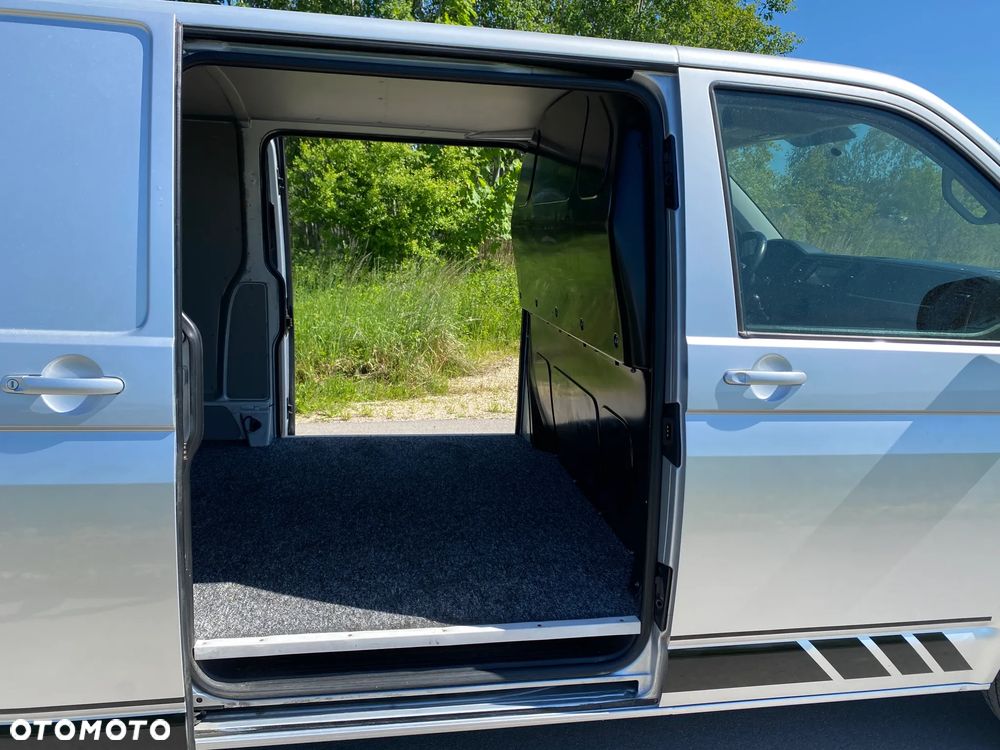 Volkswagen Transporter T6 Long - 12