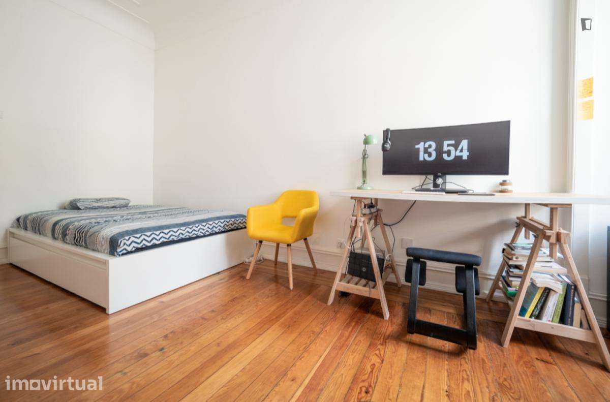 Quarto - localizado em Alcântara Lisbon - Grande imagem: 2/25
