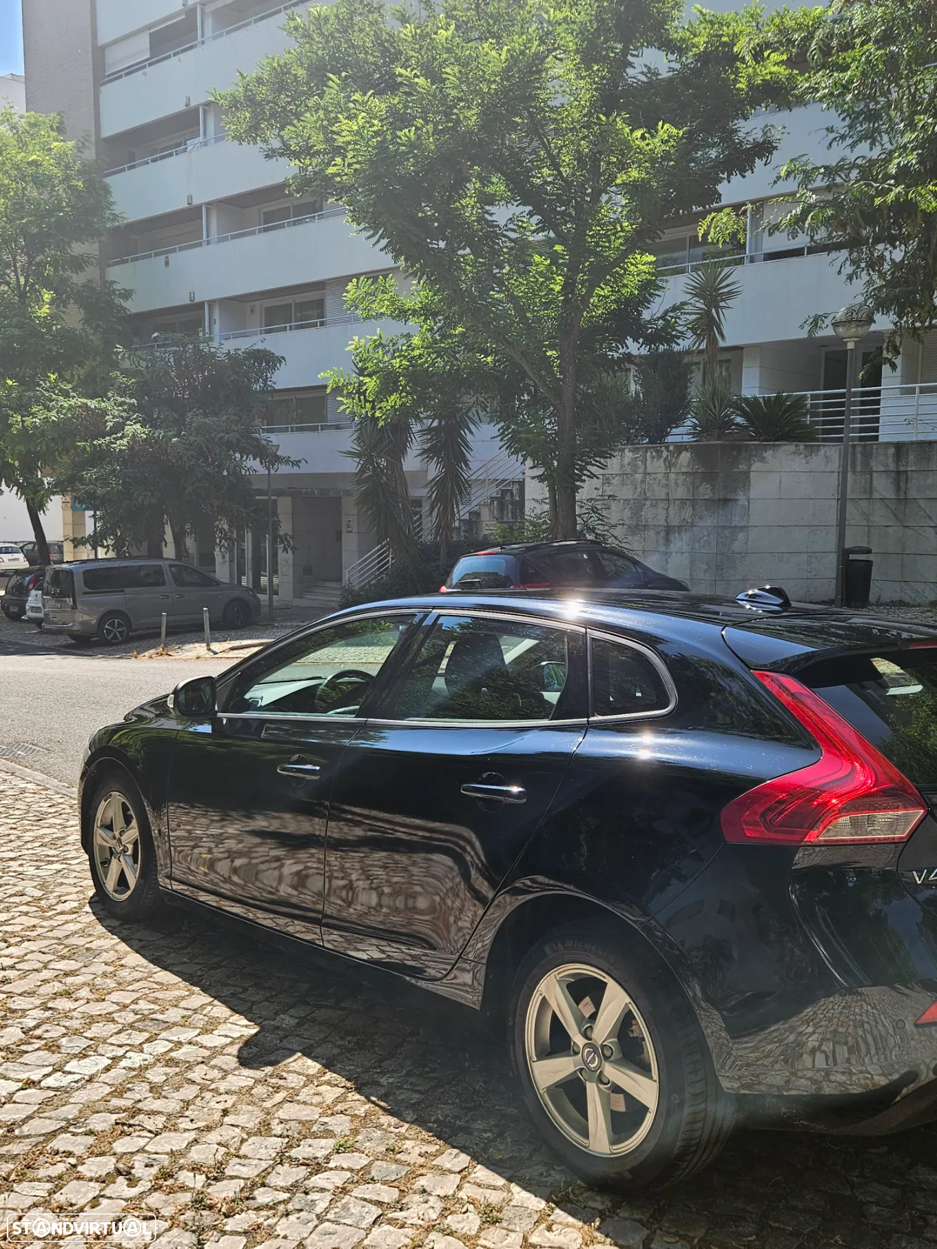 Volvo V40 1.6 D2 Kinetic - 4
