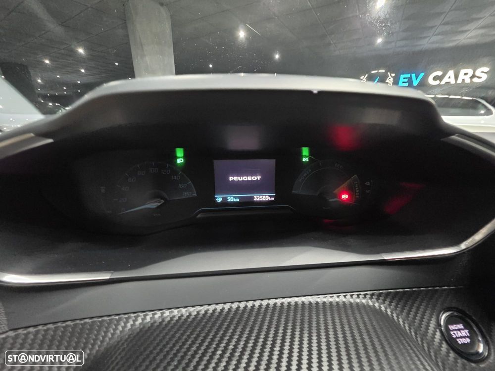 Peugeot e-2008 Allure Pack - 20