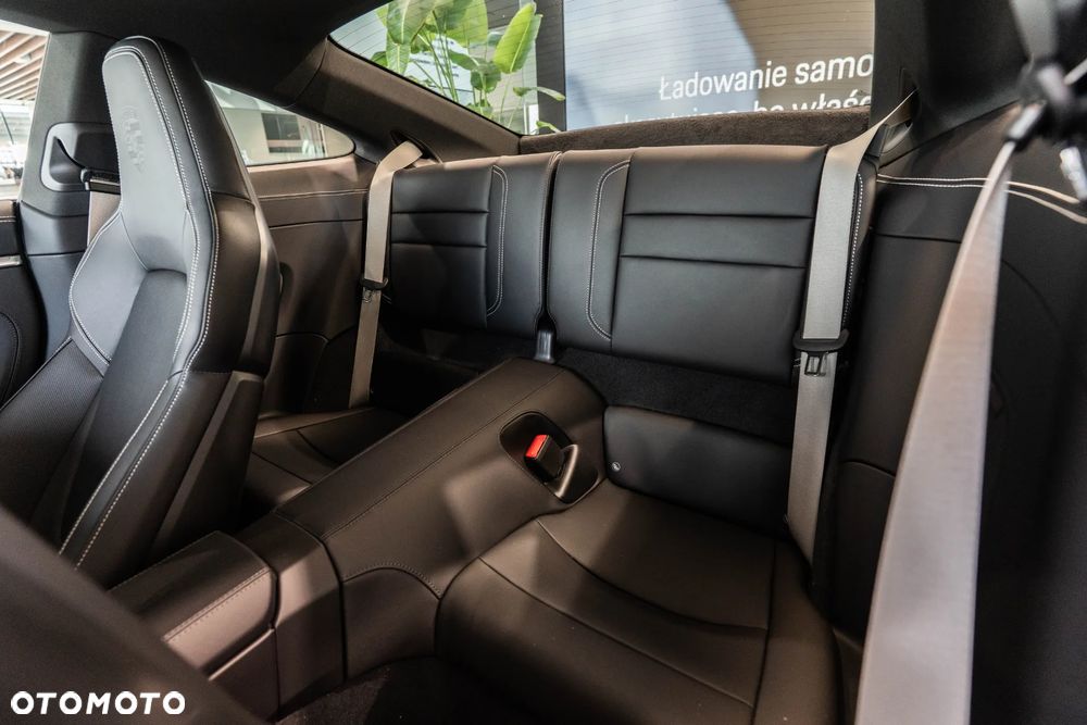 Porsche 911 Carrera 4S - 13