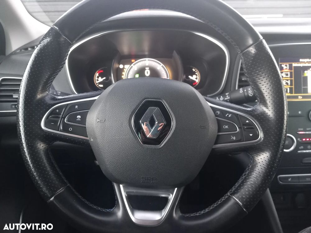 Renault Megane ENERGY dCi 110 EDC GT LINE - 23