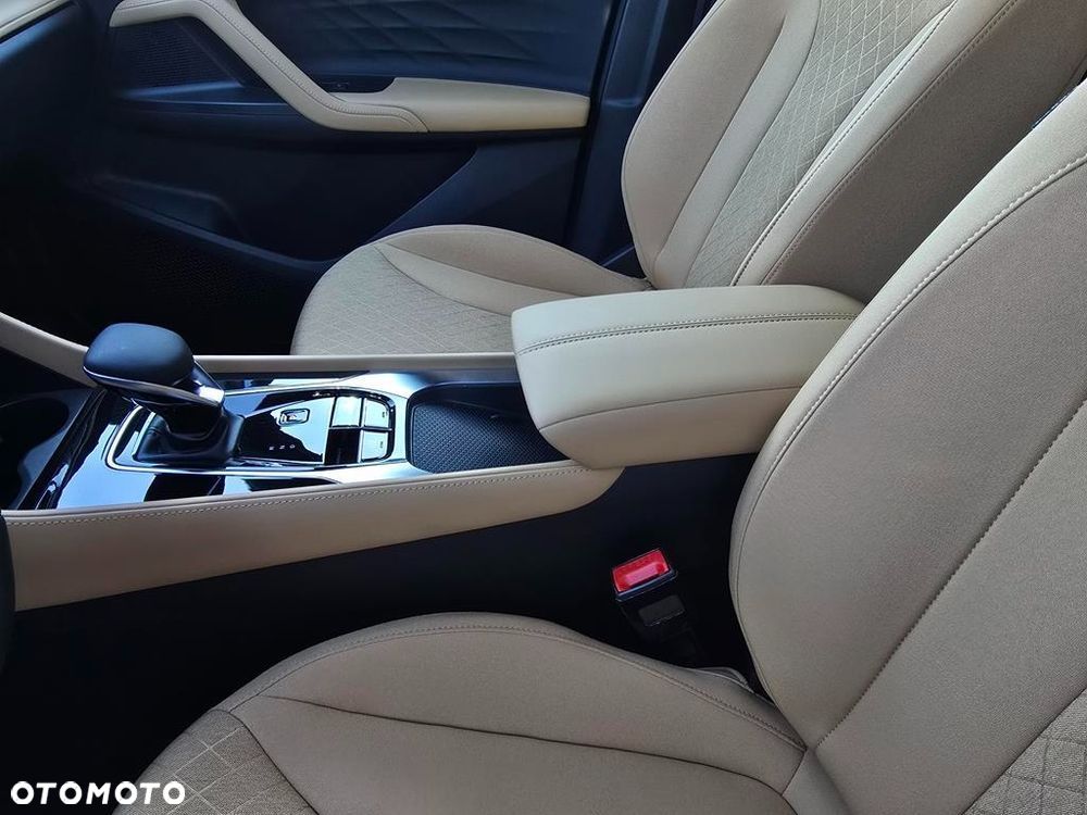 MG HS 1.5 T-GDI Excite DCT - 14