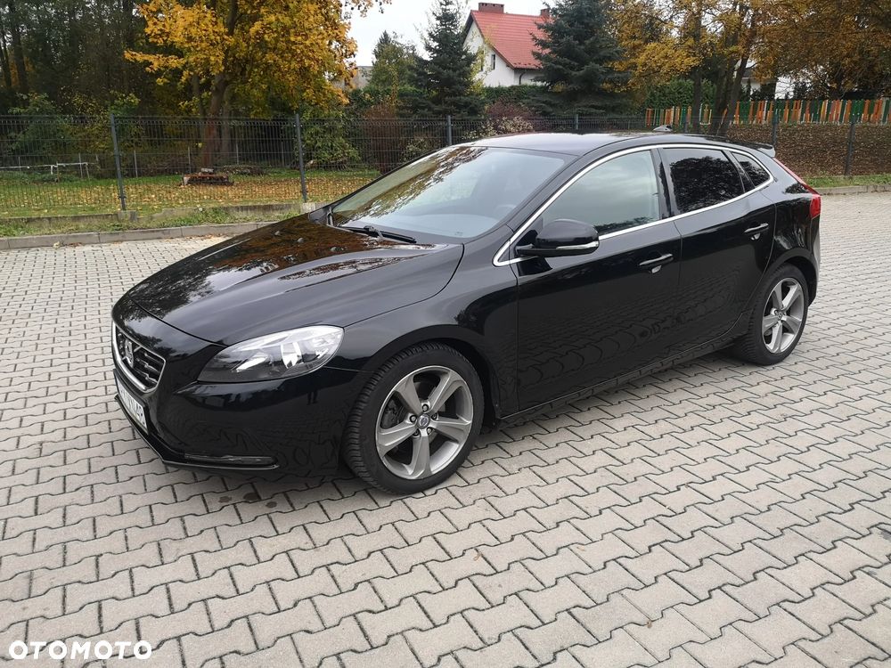 Volvo V40 T3 Momentum - 34