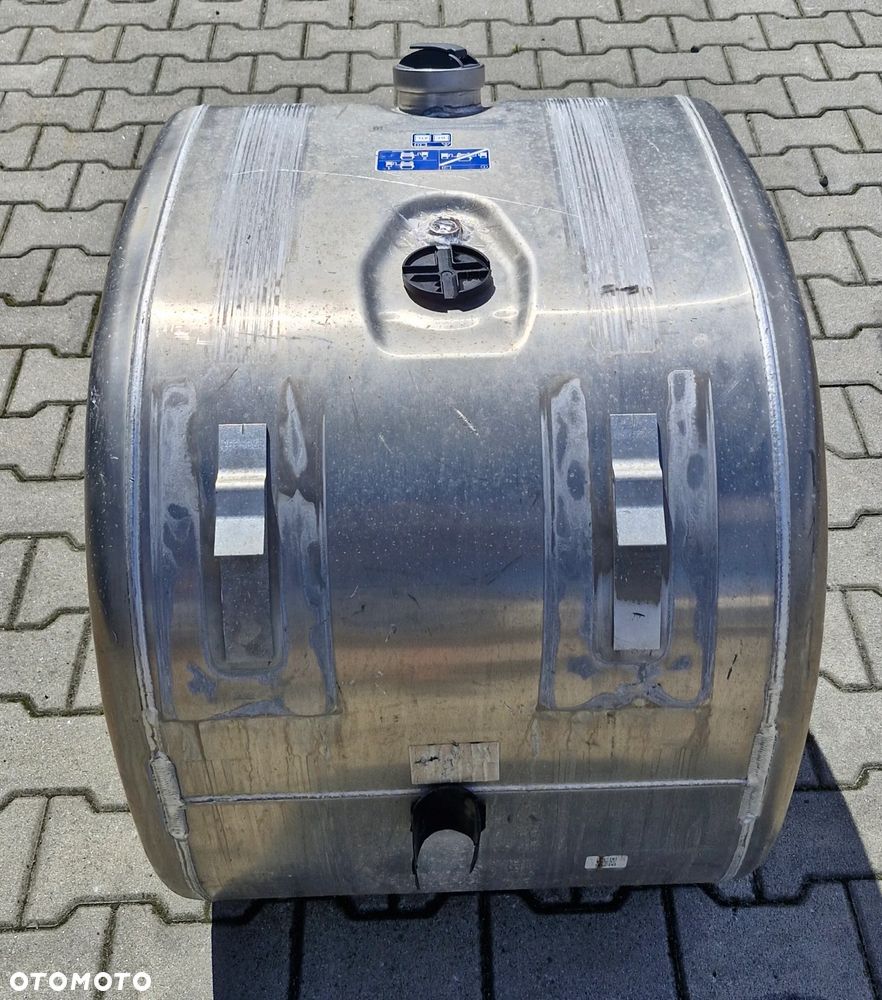 SCANIA R S ZBIORNIK PALIWA 265L NOWY - 2