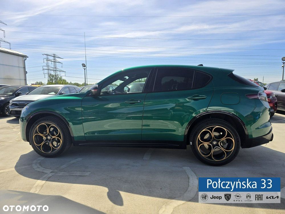 Alfa Romeo Stelvio - 10