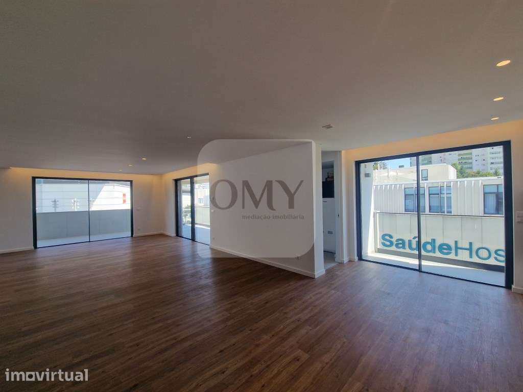 T3 novo no 5º andar, junto ao Trofa Saúde em Vila Real - Grande imagem: 3/20
