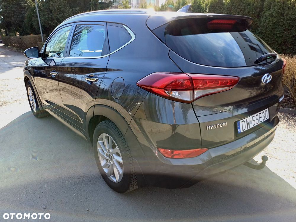 Hyundai Tucson 1.7 CRDI BlueDrive Style 2WD - 3