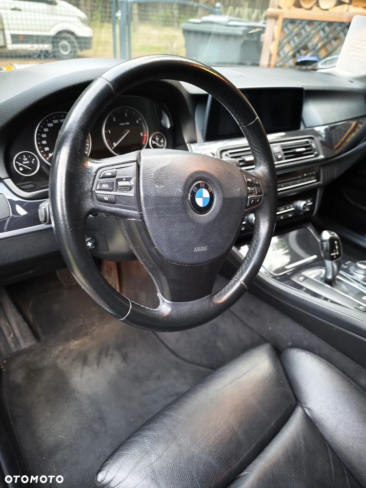 BMW Seria 5 520d Luxury Line - 4