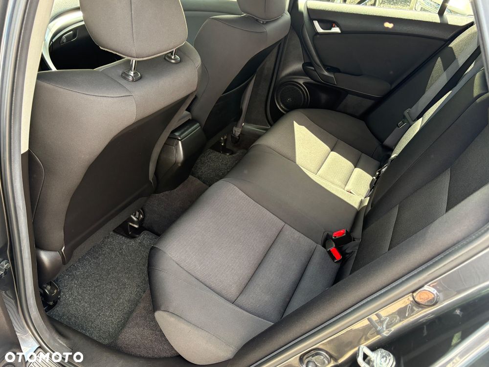 Honda Accord 2.0 Elegance Nav - 9