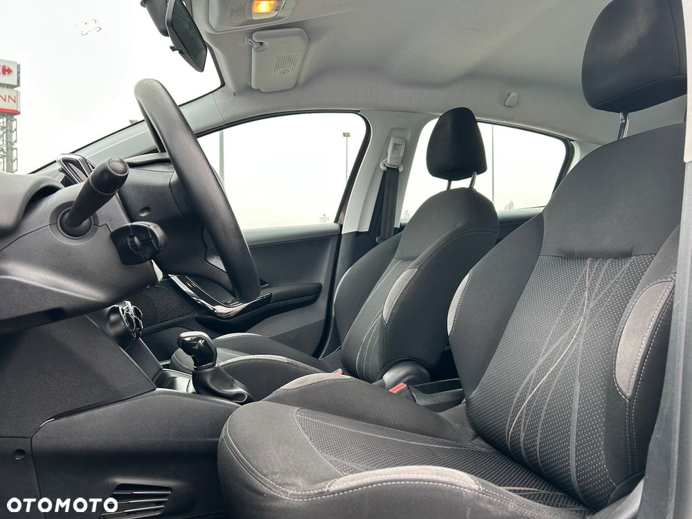 Peugeot 208 1.2 VTi Style - 15