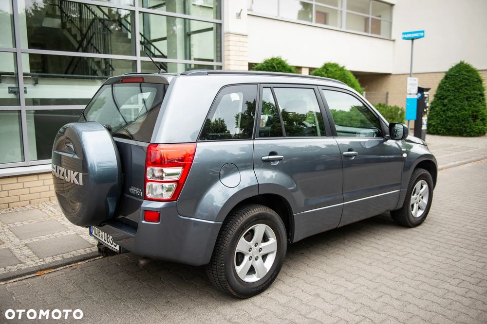 Suzuki Grand Vitara 1.9 DDiS Comfort - 11