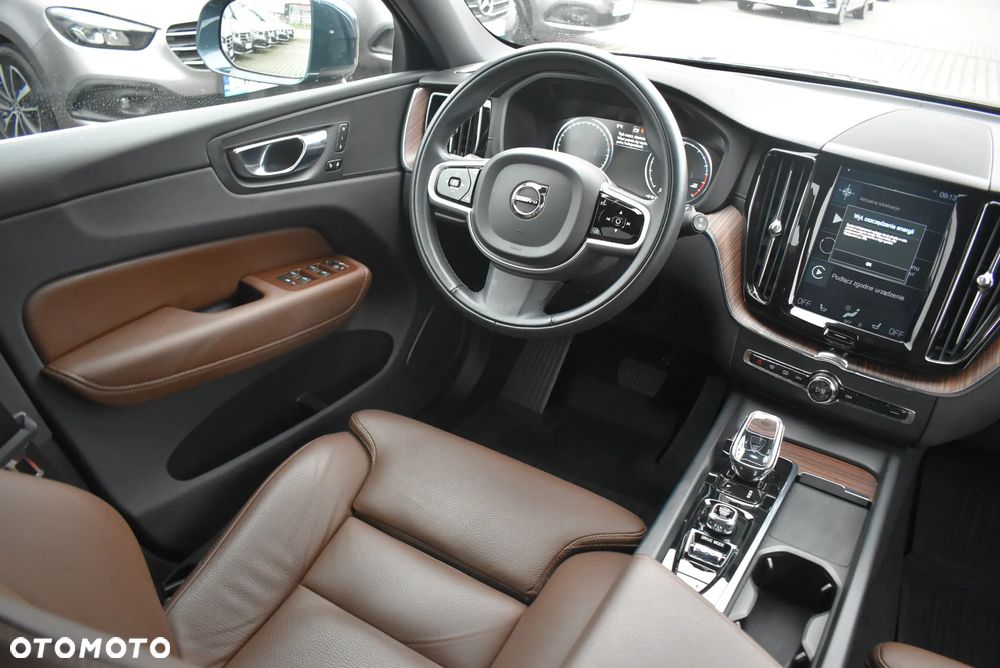 Volvo XC 60 B5 B AWD Inscription - 22