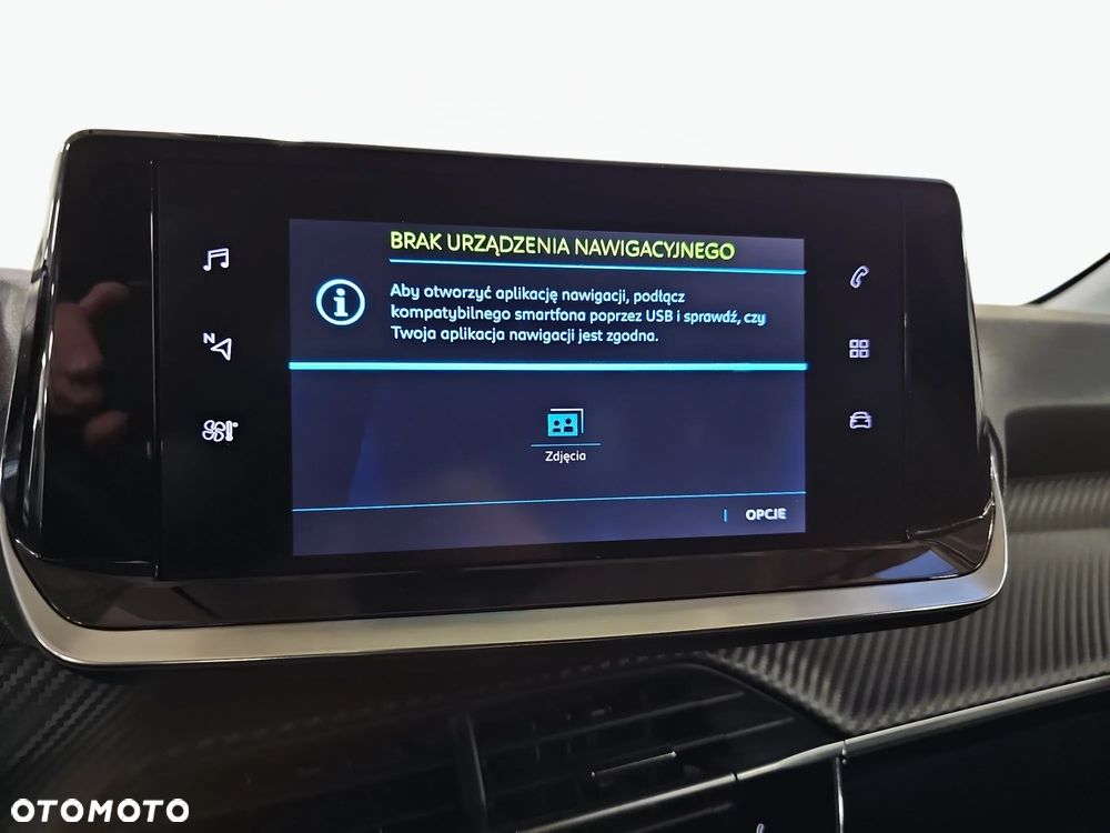 Peugeot 208 e-208 Allure - 20