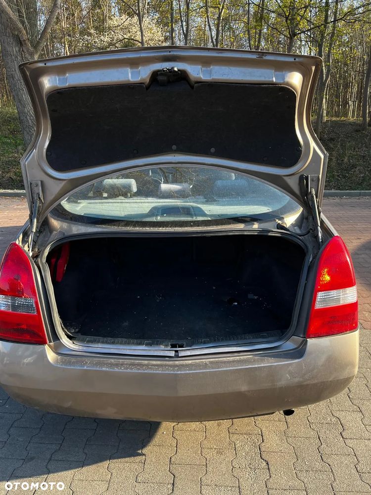 Nissan Primera - 13